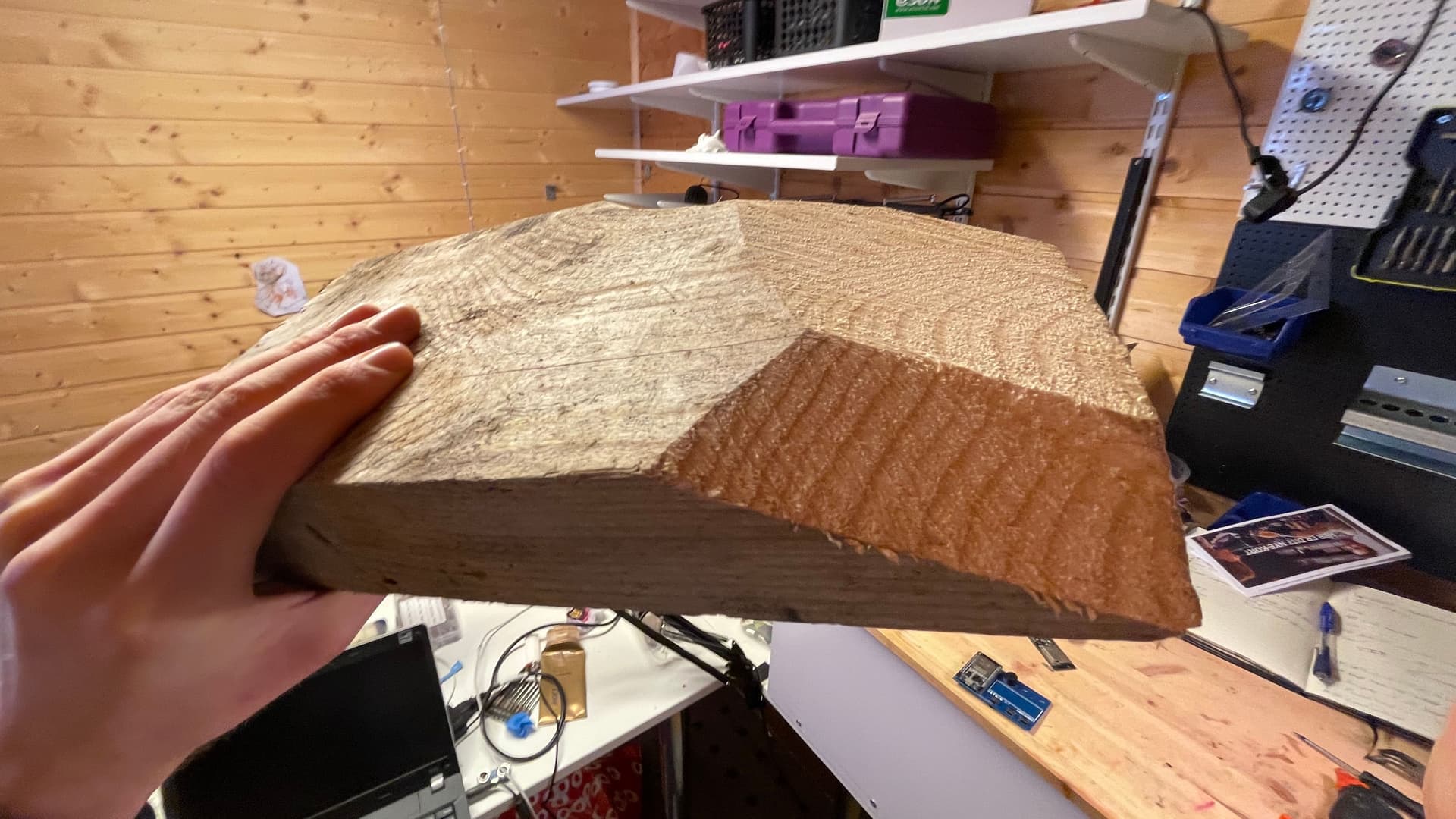 Wood block for the IoT mouse trap
